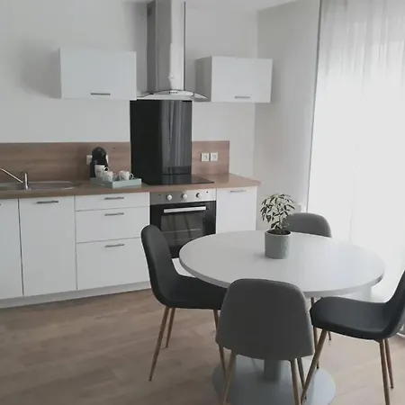 아파트 La Canisse 1 - Joli - *